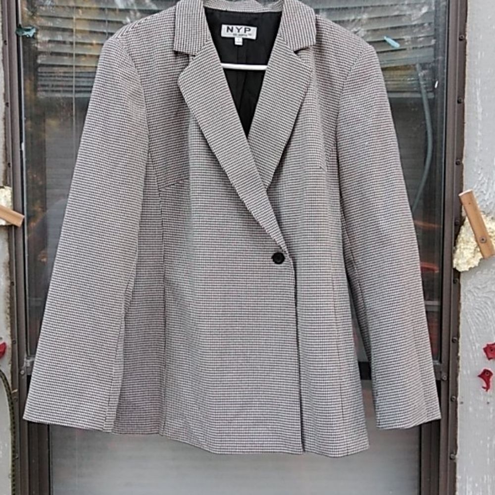 NYP Suit jacket - Picture 5 of 5